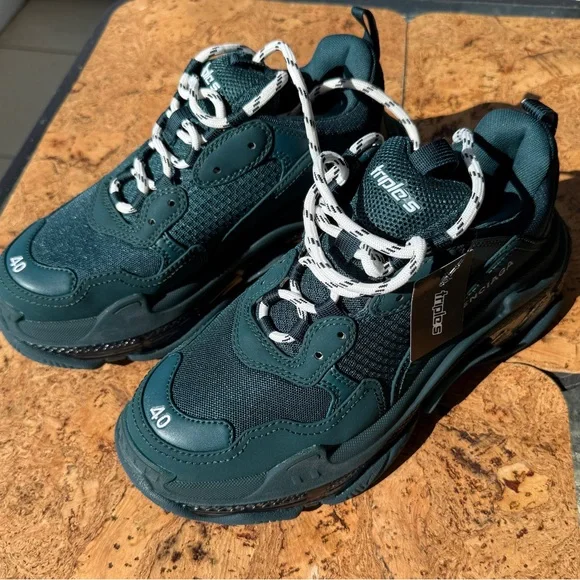 NEW Balenciaga Dark Green Triple S Sneakers authentic - Picture 2 of 6